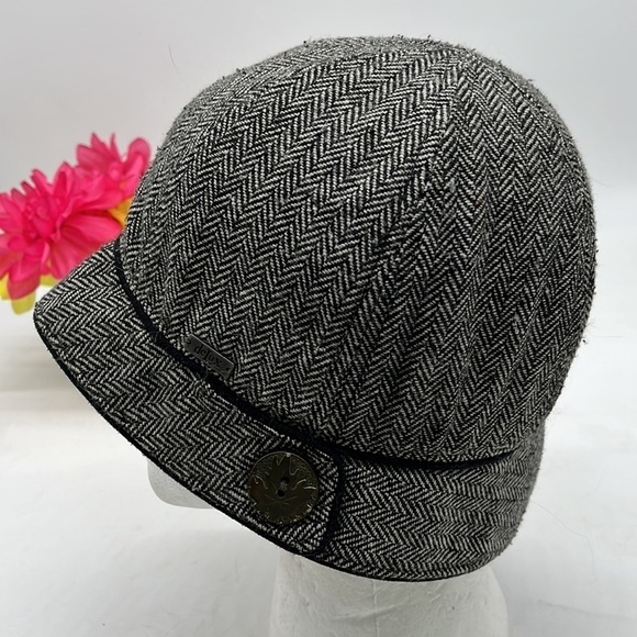 De Lux Black Gray Herringbone Hat Poly/Wool HT3299 - Picture 2 of 6